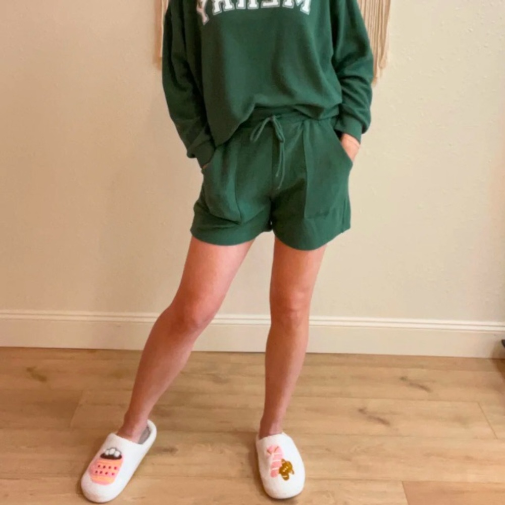 Green Cloud Knit Lounge Shorts